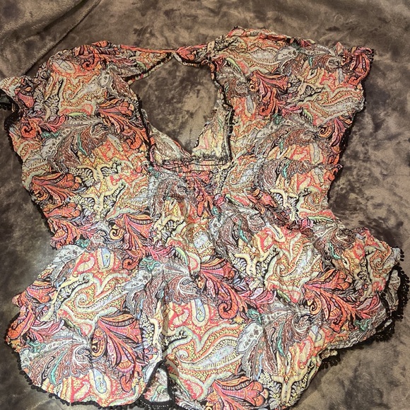 BUNDLE DISCOUNTS! Victoria’s Secret paisley swim cover up SMALL - Picture 6 of 7
